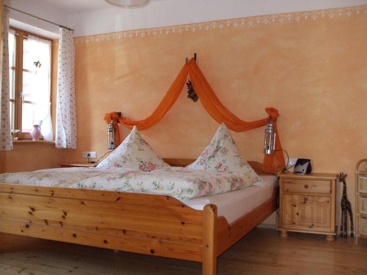 Weissenhof | Chiemgau Karte Villa Rottau Room photo